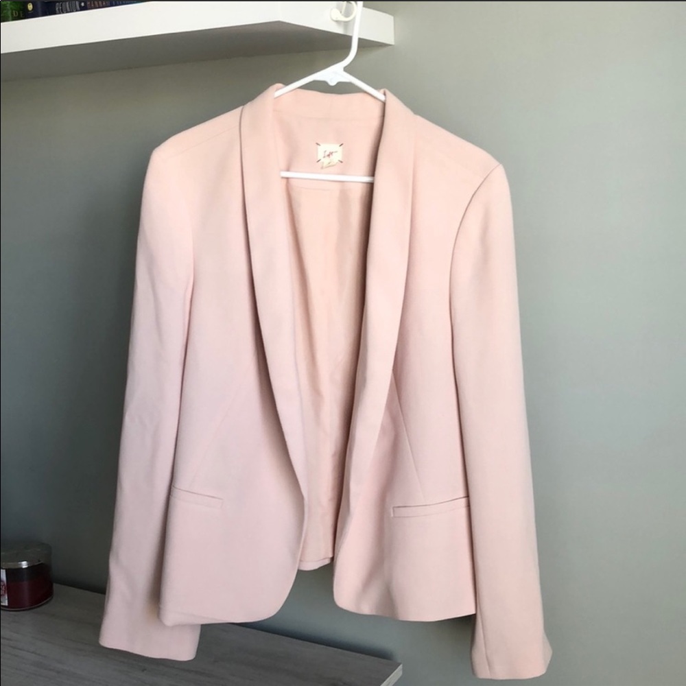 Blush Loft Blazer